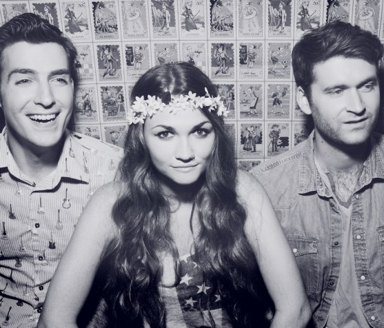 img-misterwives_161801381185